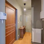 Avec Chambre, Parking, Bureau, Wifi *