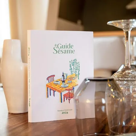 Avec Chambre, Parking, Bureau, Wifi * Tours