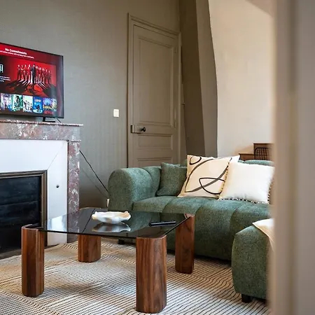 Apartment Avec Chambre, Parking, Bureau, Wifi Tours