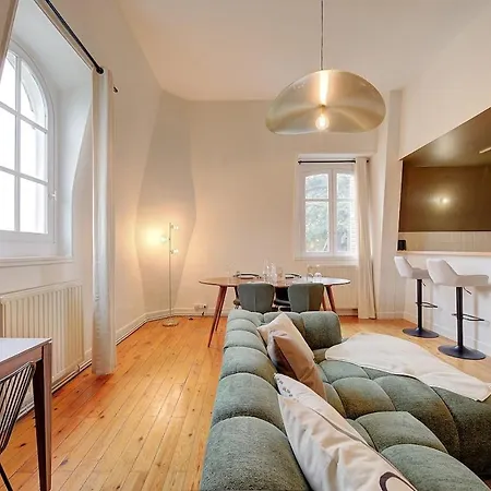 Avec Chambre, Parking, Bureau, Wifi Apartment Tours