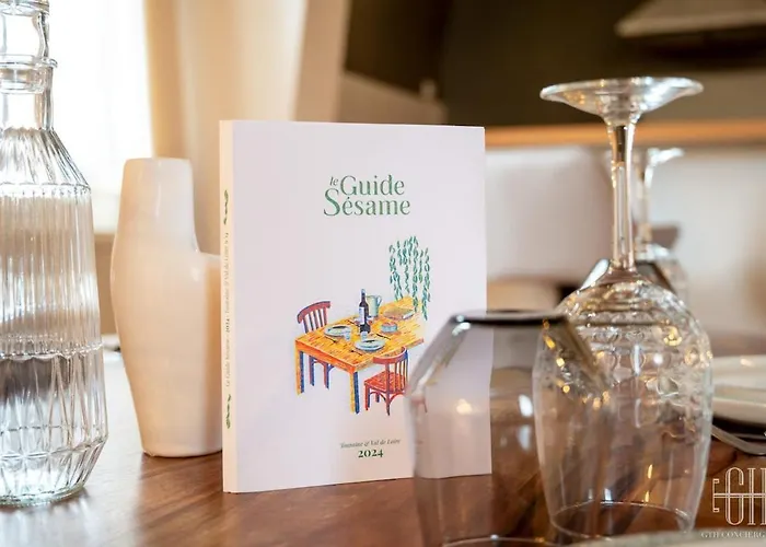 Avec Chambre, Parking, Bureau, Wifi * Tours