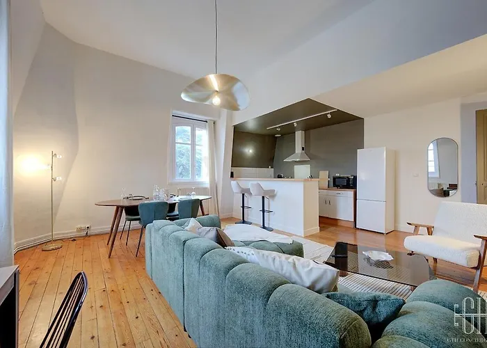 Appartement Avec Chambre, Parking, Bureau, Wifi Tours