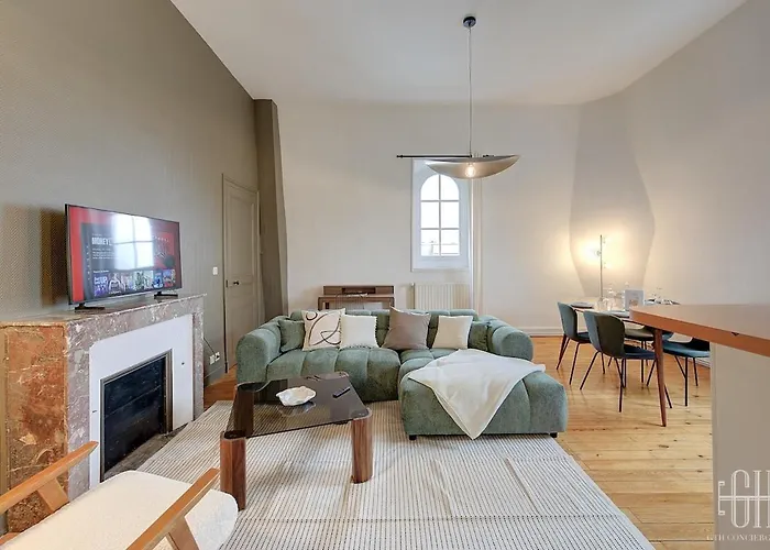 Avec Chambre, Parking, Bureau, Wifi